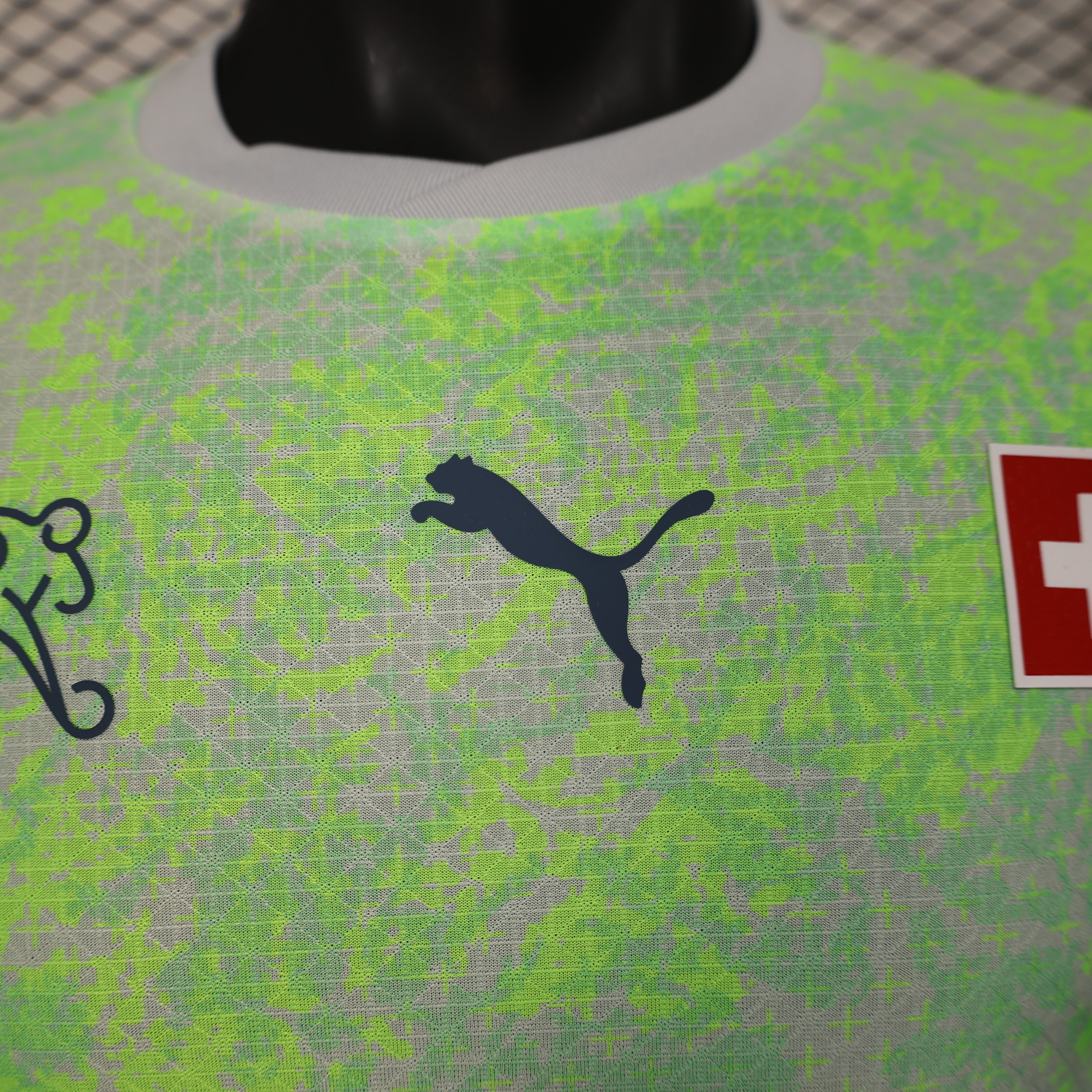 SUISSE - MAILLOT EXTÉRIEUR JOUEUR 2026