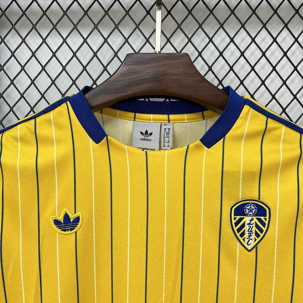 LEEDS UNITED - RETRO JERSEY 25/26