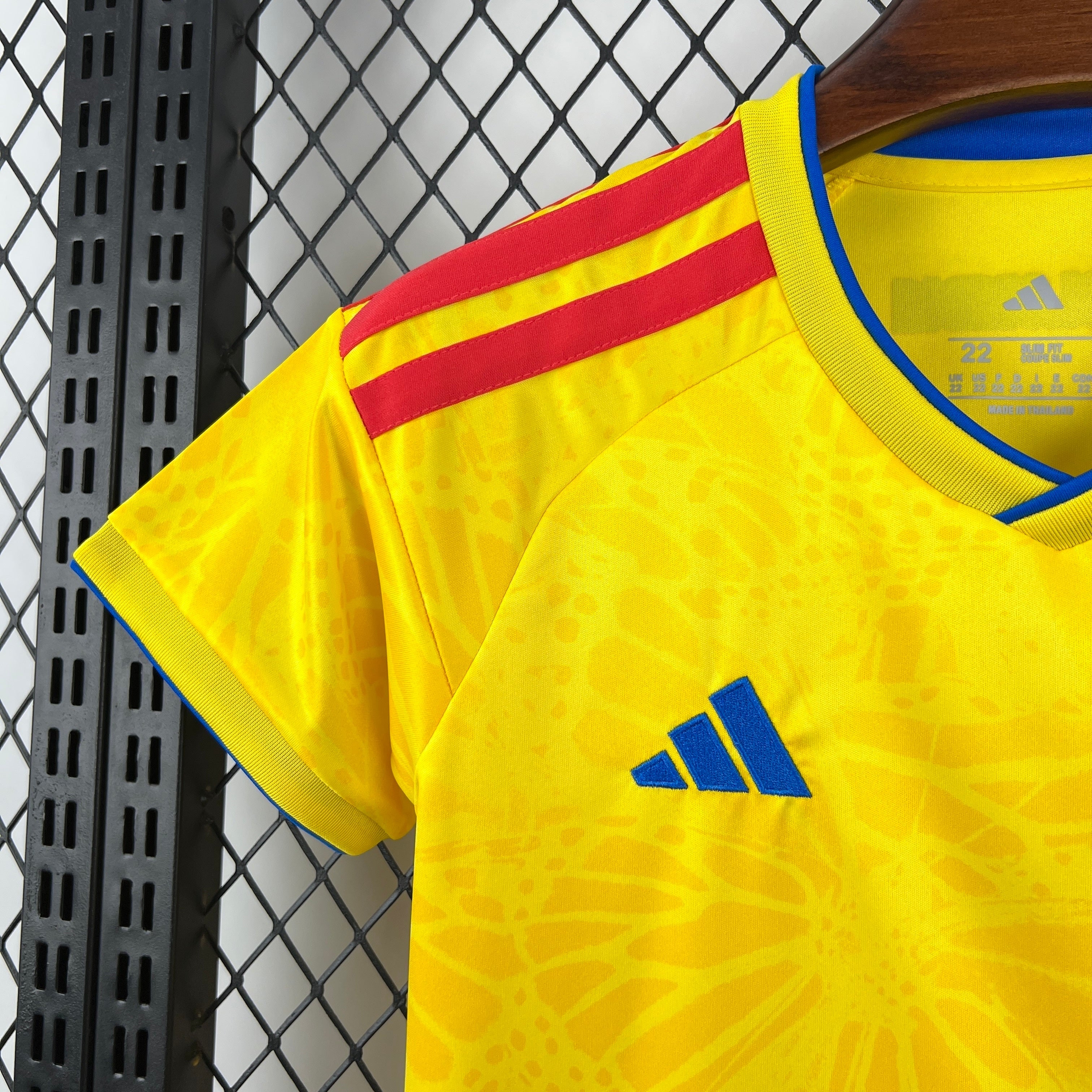 COLOMBIA - HOME KIDS KIT 2026