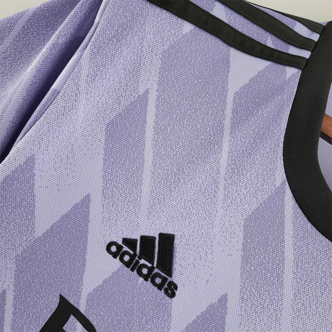 REAL MADRID - MAILLOT EXTÉRIEUR 22/23
