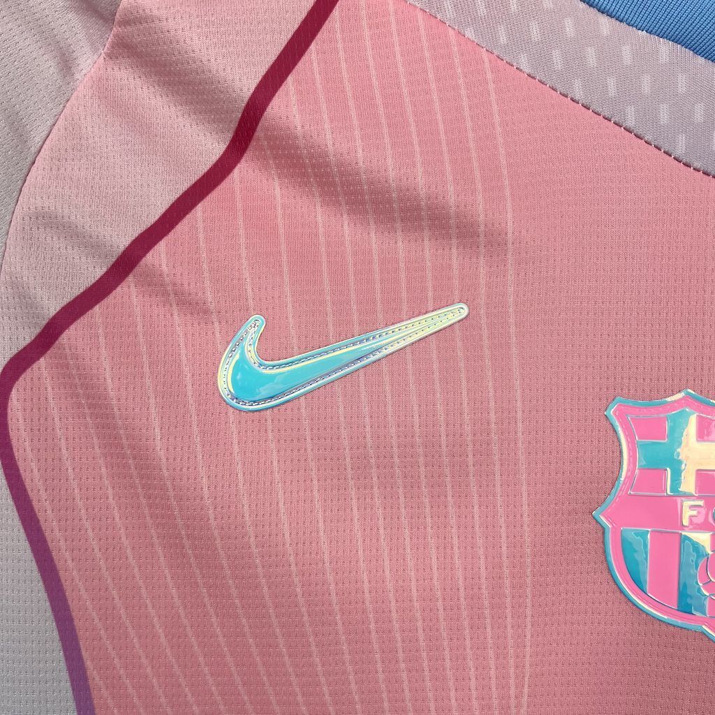 FC BARCELONE - MAILLOT CONCEPT " ROSE "
