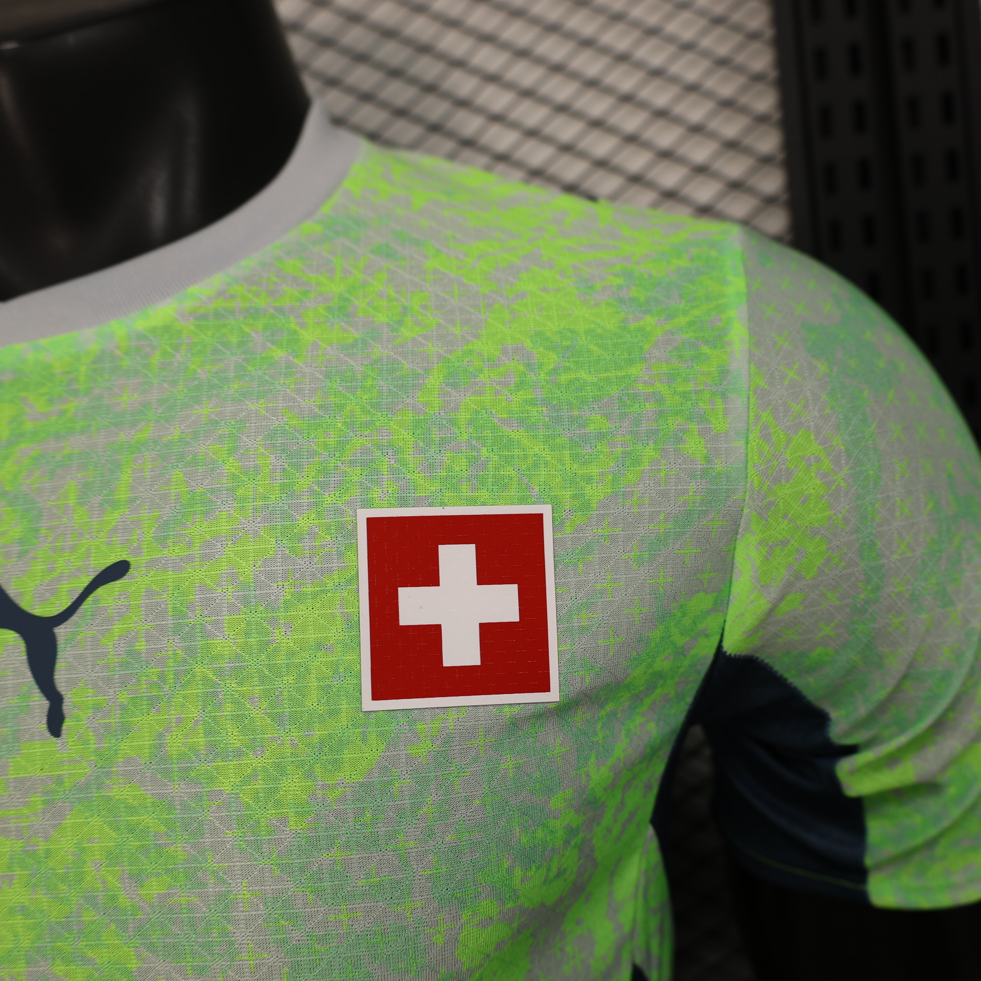 SUISSE - MAILLOT EXTÉRIEUR JOUEUR 2026