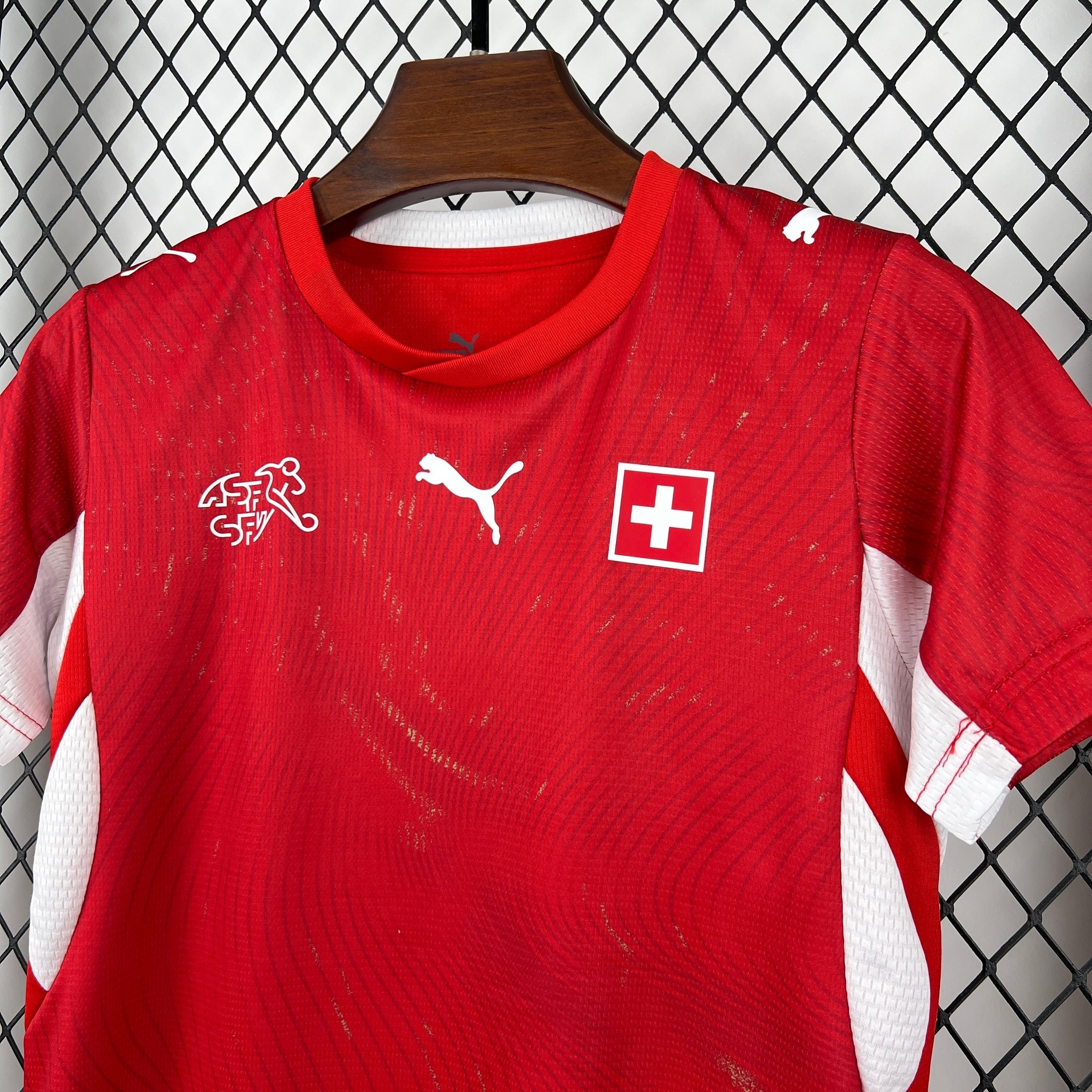 SUISSE - ENSEMBLE ENFANT DOMICILE 2026
