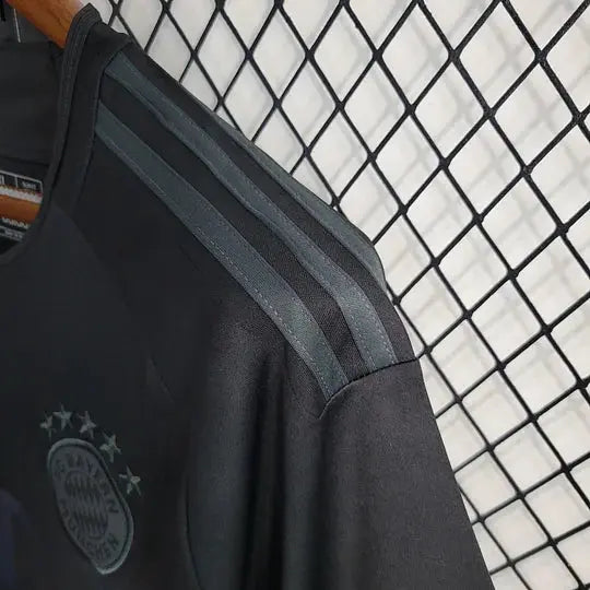 Maillot Bayern Munich Édition Limitée 2023/2024 - Noir