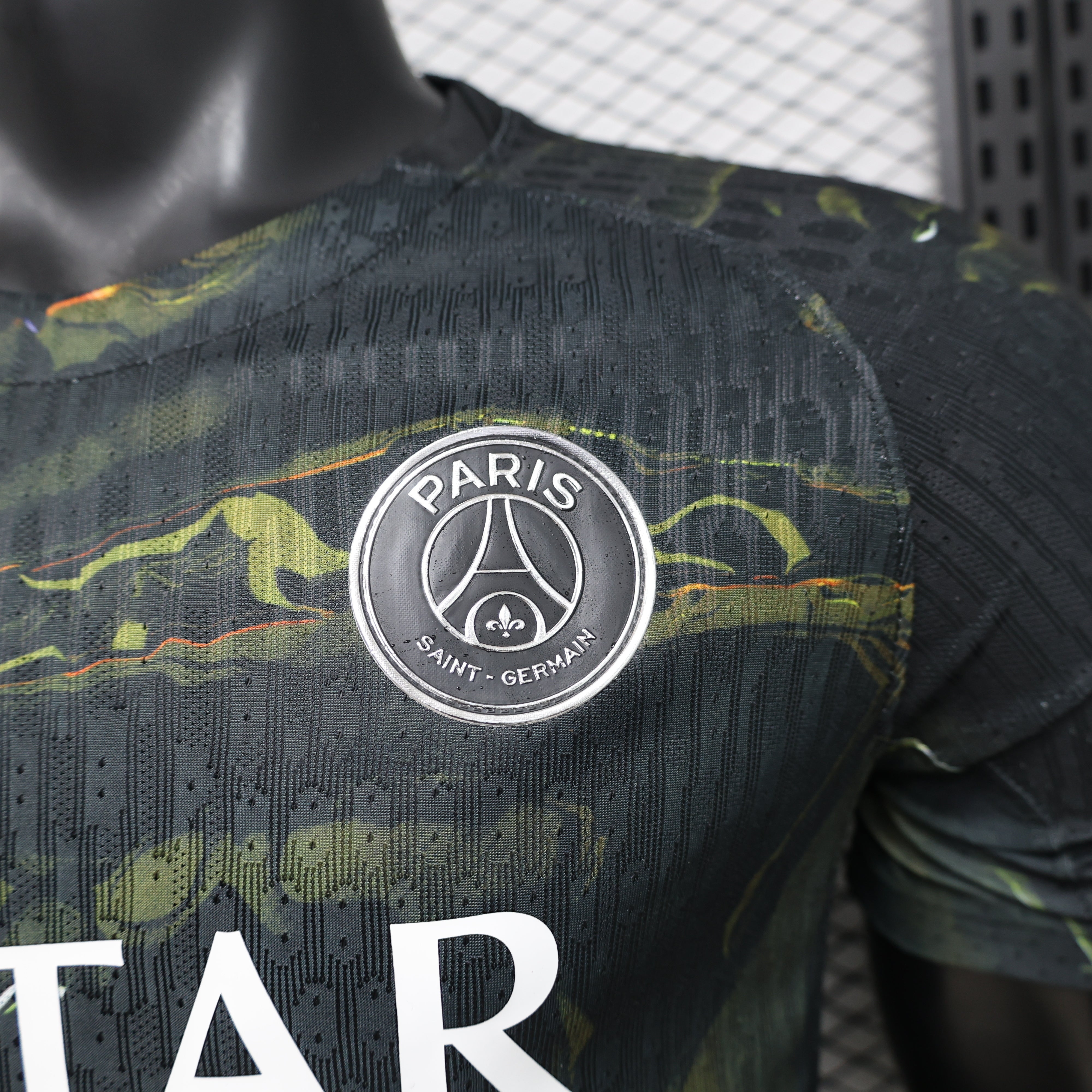 PARIS SAINT GERMAIN - MAILLOT FOURTH JOUEUR 26/27