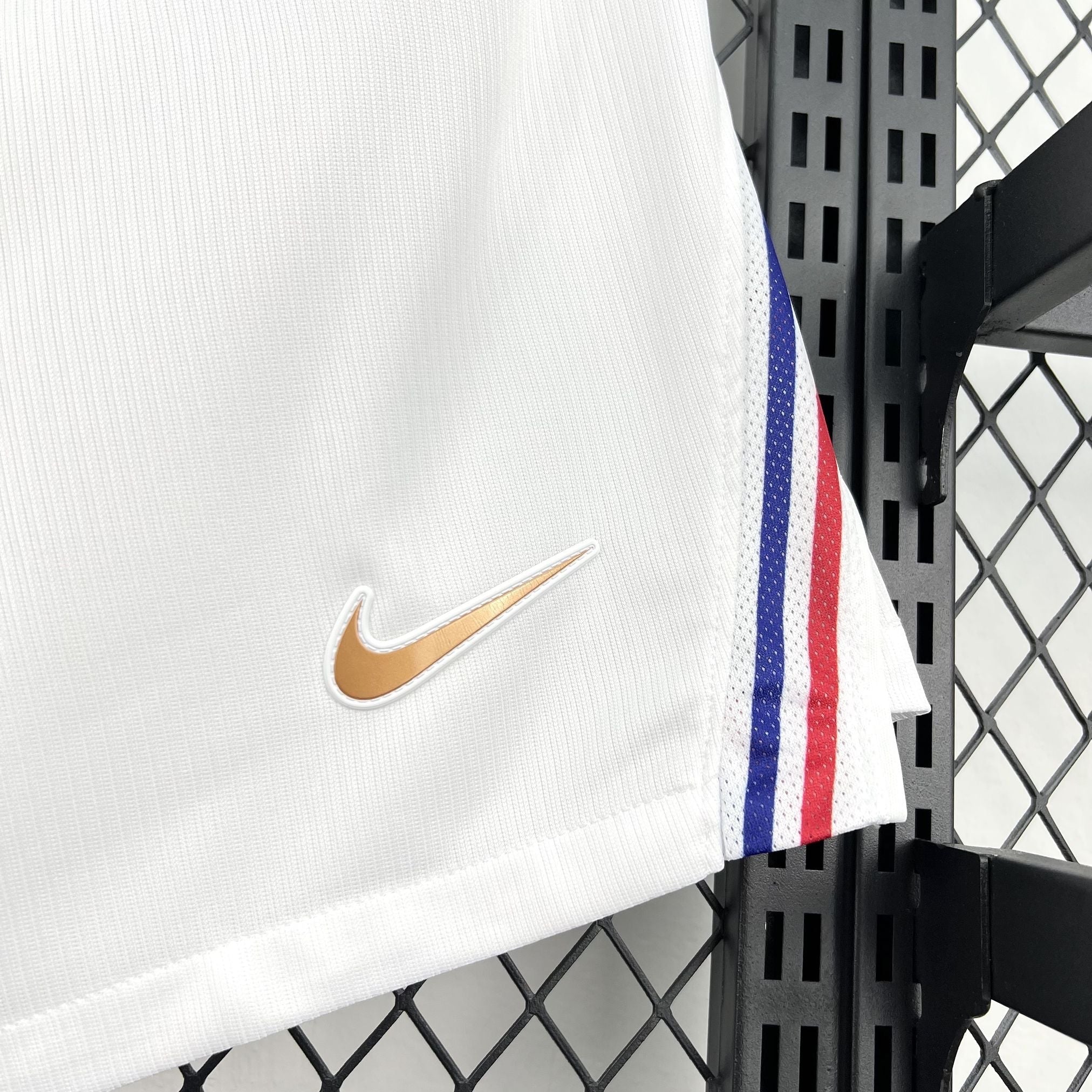 FRANCE - SHORT DOMICILE 2026