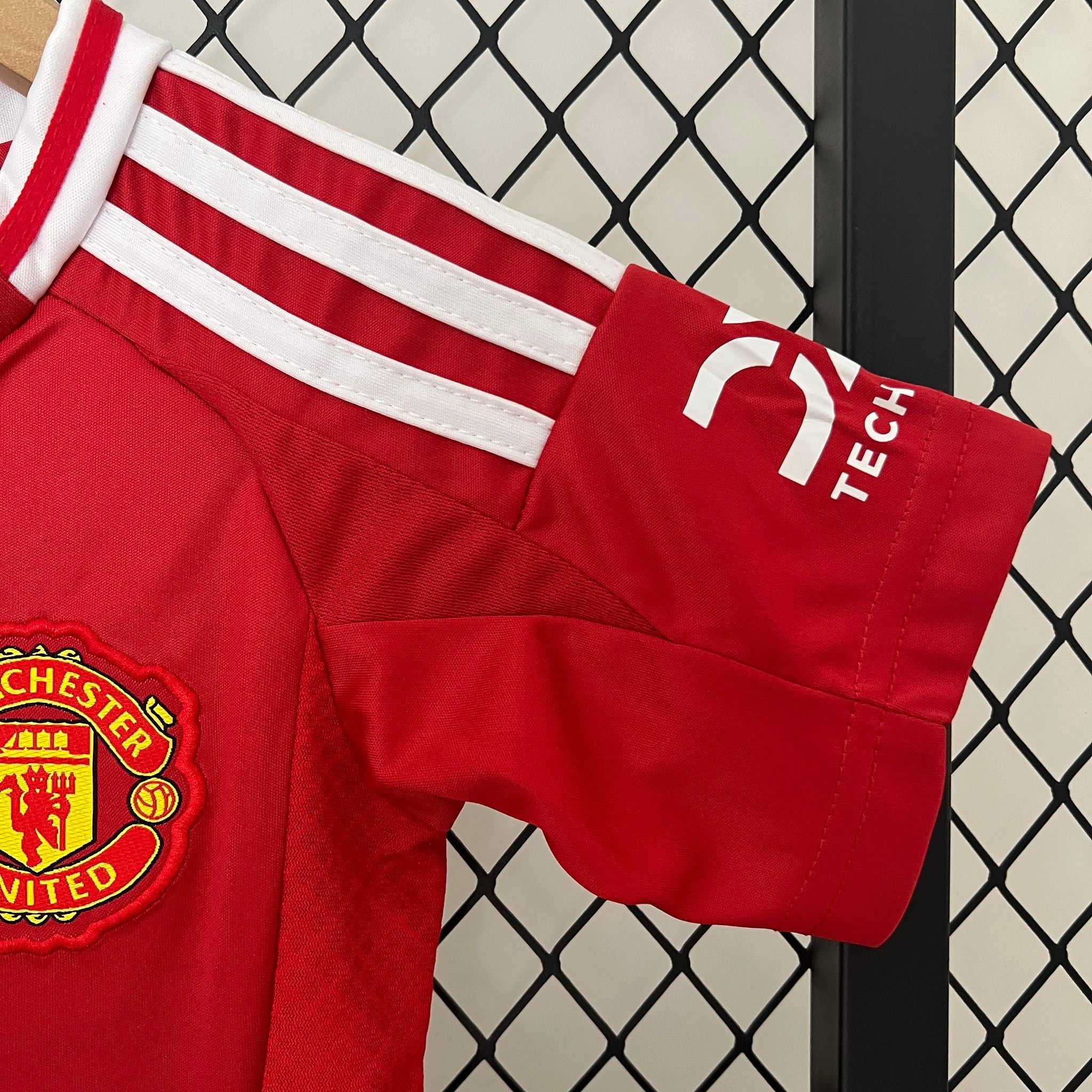 MANCHESTER UNITED - ENSEMBLE ENFANT DOMICILE 24/25