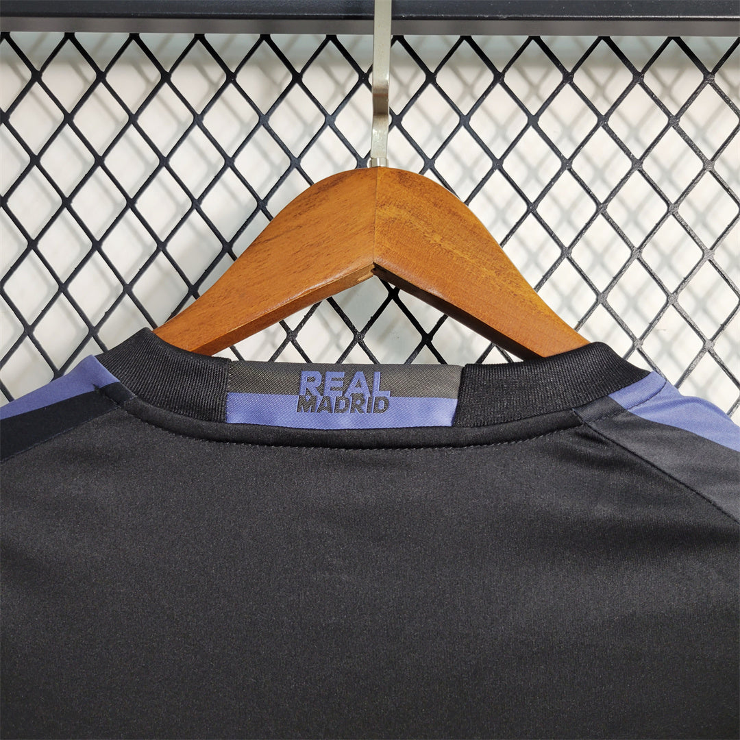 REAL MADRID - MAILLOT EXTÉRIEUR THIRD MANCHES LONGUES RETRO 16/17