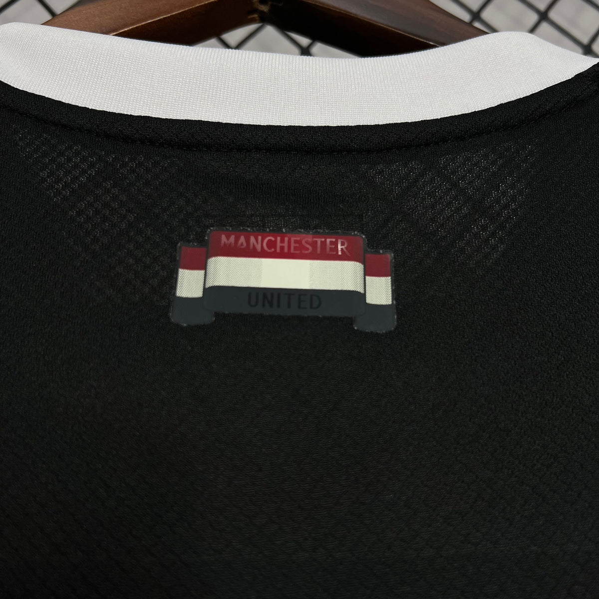 MANCHESTER UNITED - THIRD JERSEY 24/25