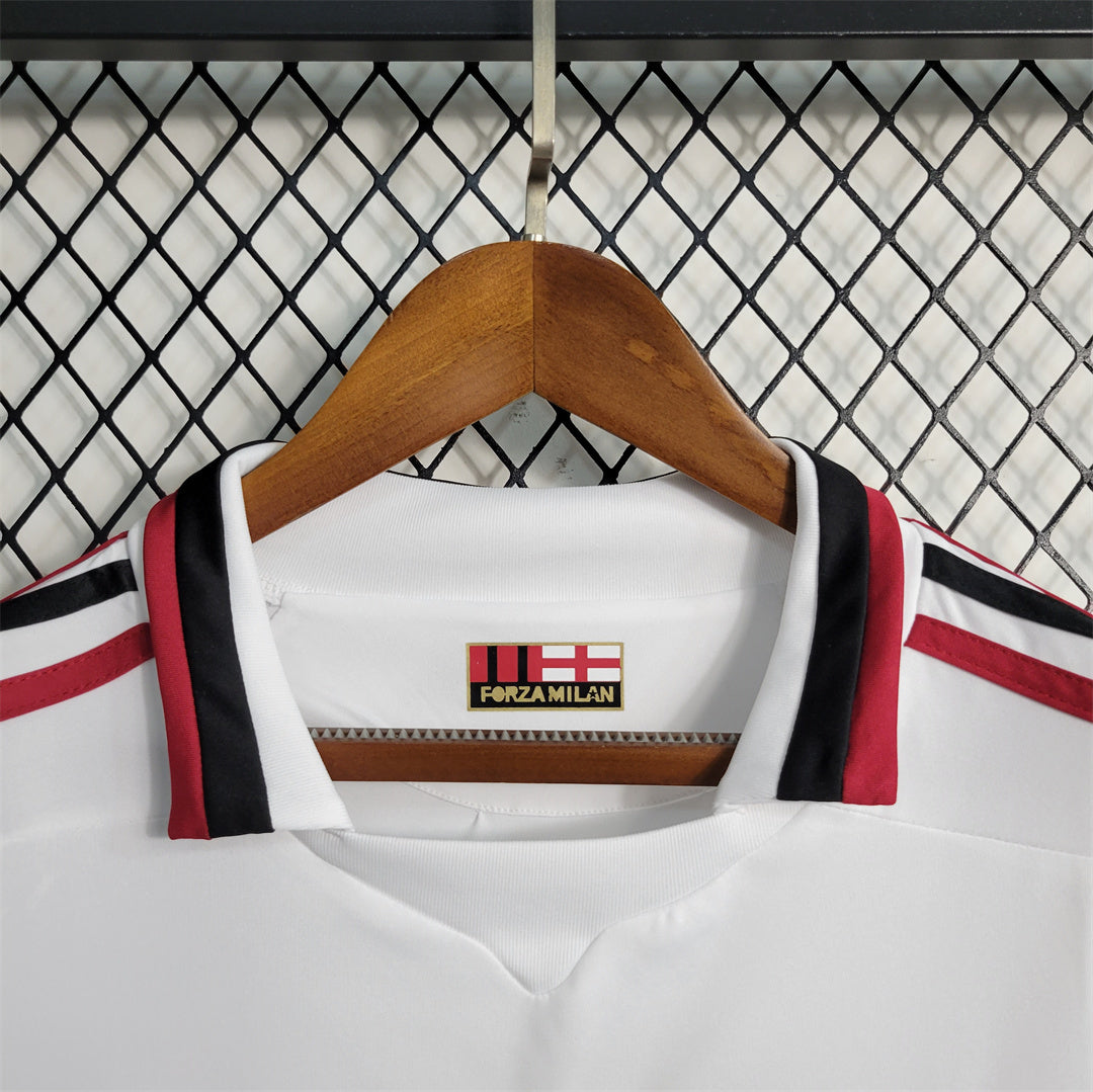 AC MILAN - MAILLOT EXTÉRIEUR RETRO 09/10