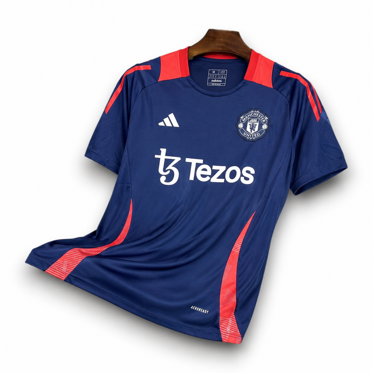 MANCHESTER UNITED - TRAINING JERSEY 24/25