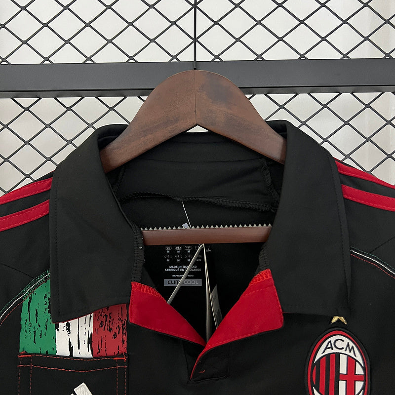 AC MILAN - MAILLOT EXTÉRIEUR RETRO 12/13