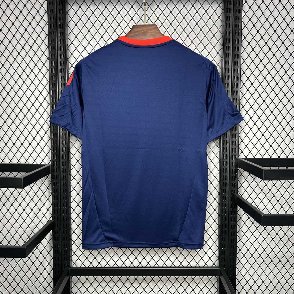 MANCHESTER UNITED - TRAINING JERSEY 24/25