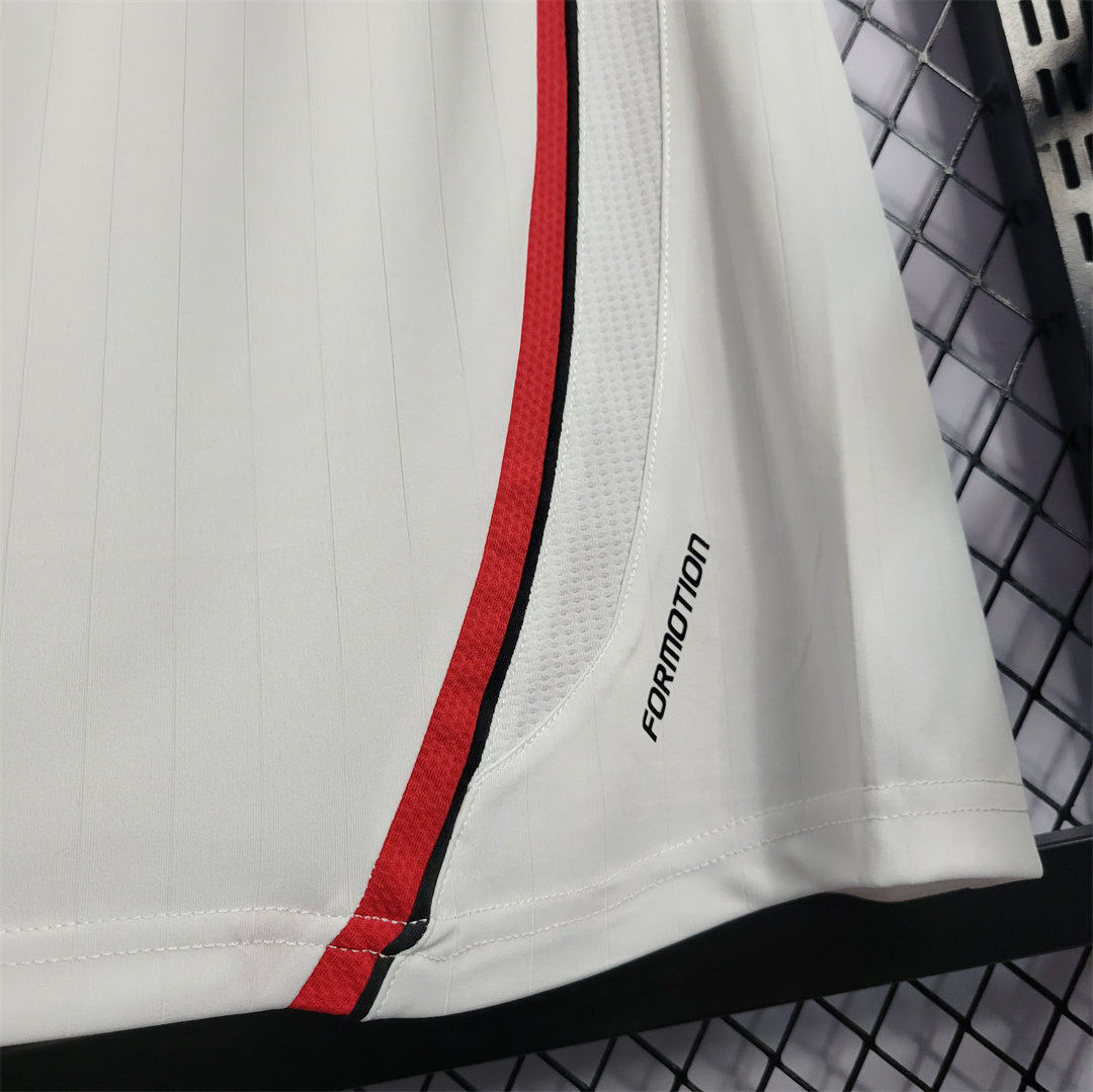 AC MILAN - MAILLOT EXTÉRIEUR RETRO 06/07