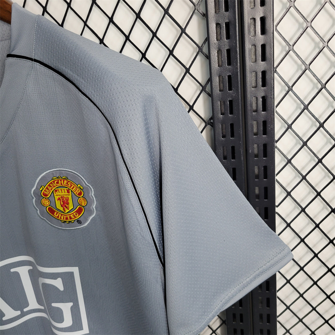 MANCHESTER UNITED - RETRO GOALKEEPER JERSEY 07/08
