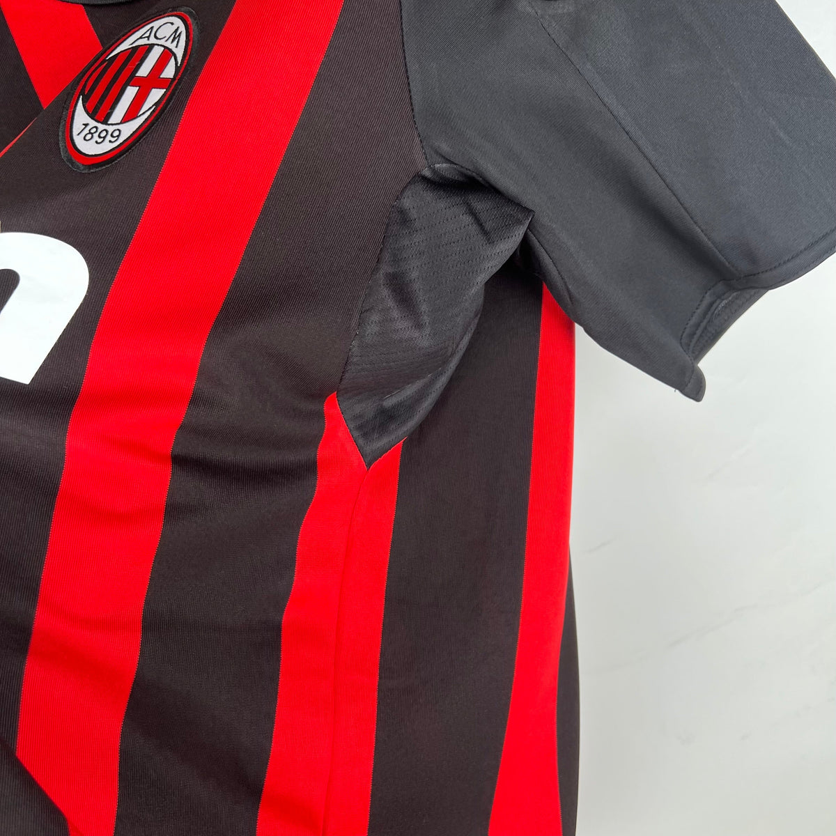 AC MILAN - 08/09 RETRO HOME JERSEY