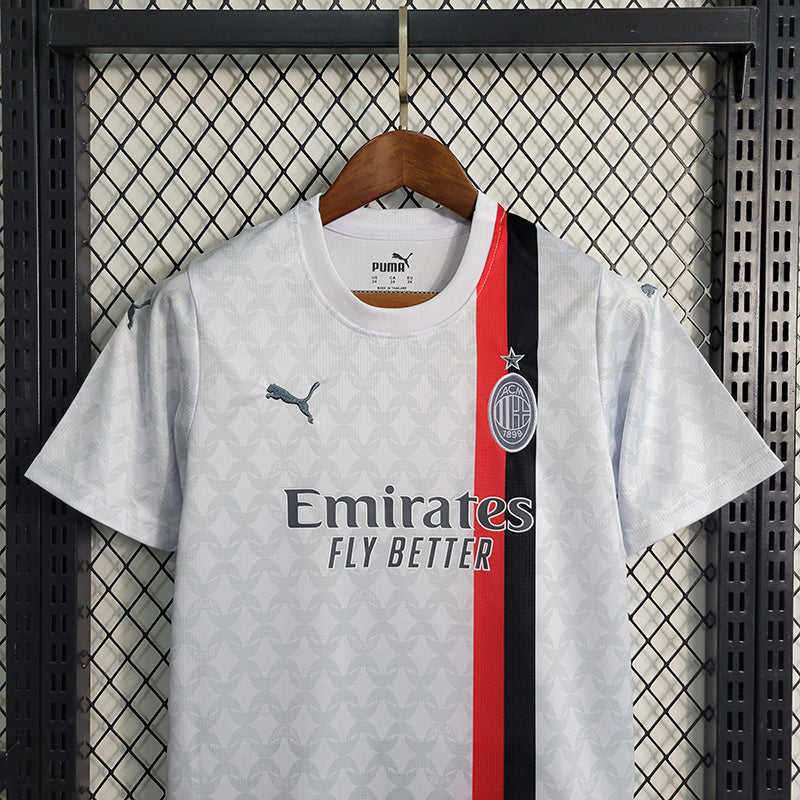 AC MILAN - ENSEMBLE ENFANT EXTÉRIEUR 23/24