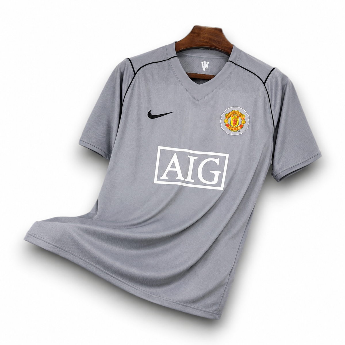 MANCHESTER UNITED - RETRO GOALKEEPER JERSEY 07/08