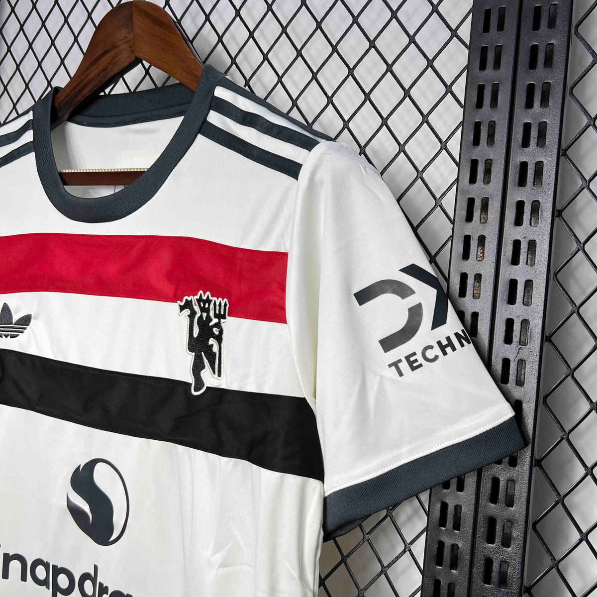 MANCHESTER UNITED - 24/25 THIRD AWAY SHIRT