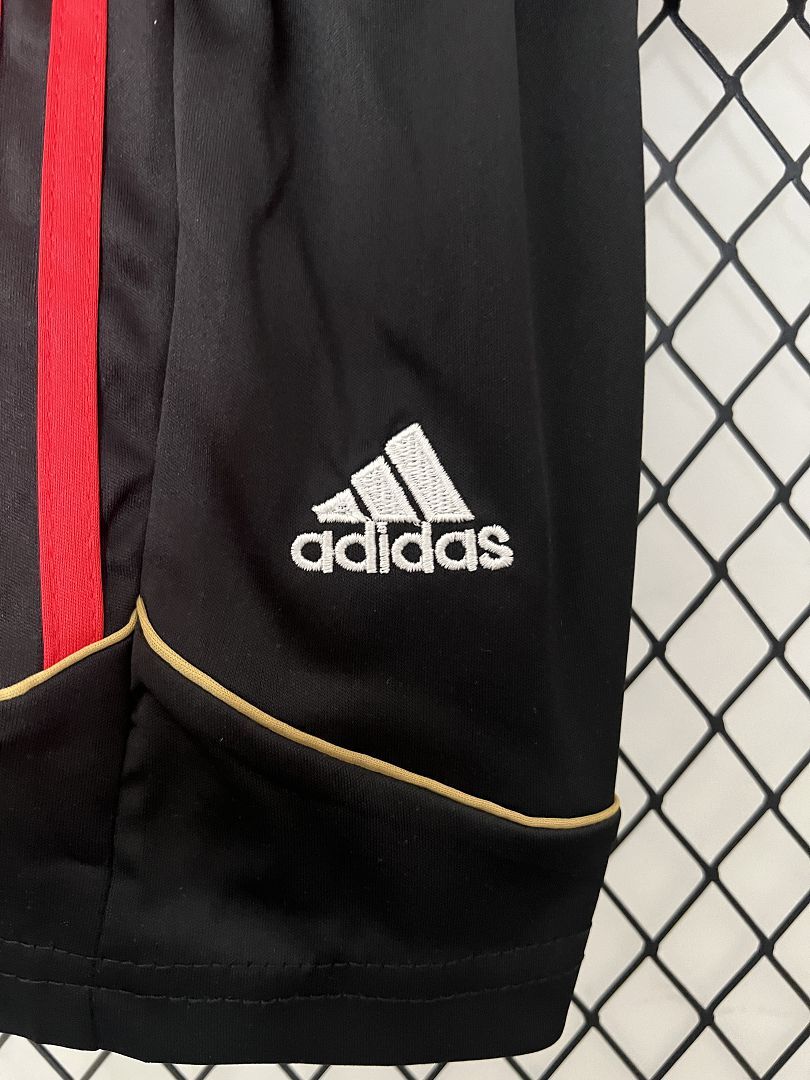 AC MILAN - ENSEMBLE ENFANT DOMICILE RETRO 06/07