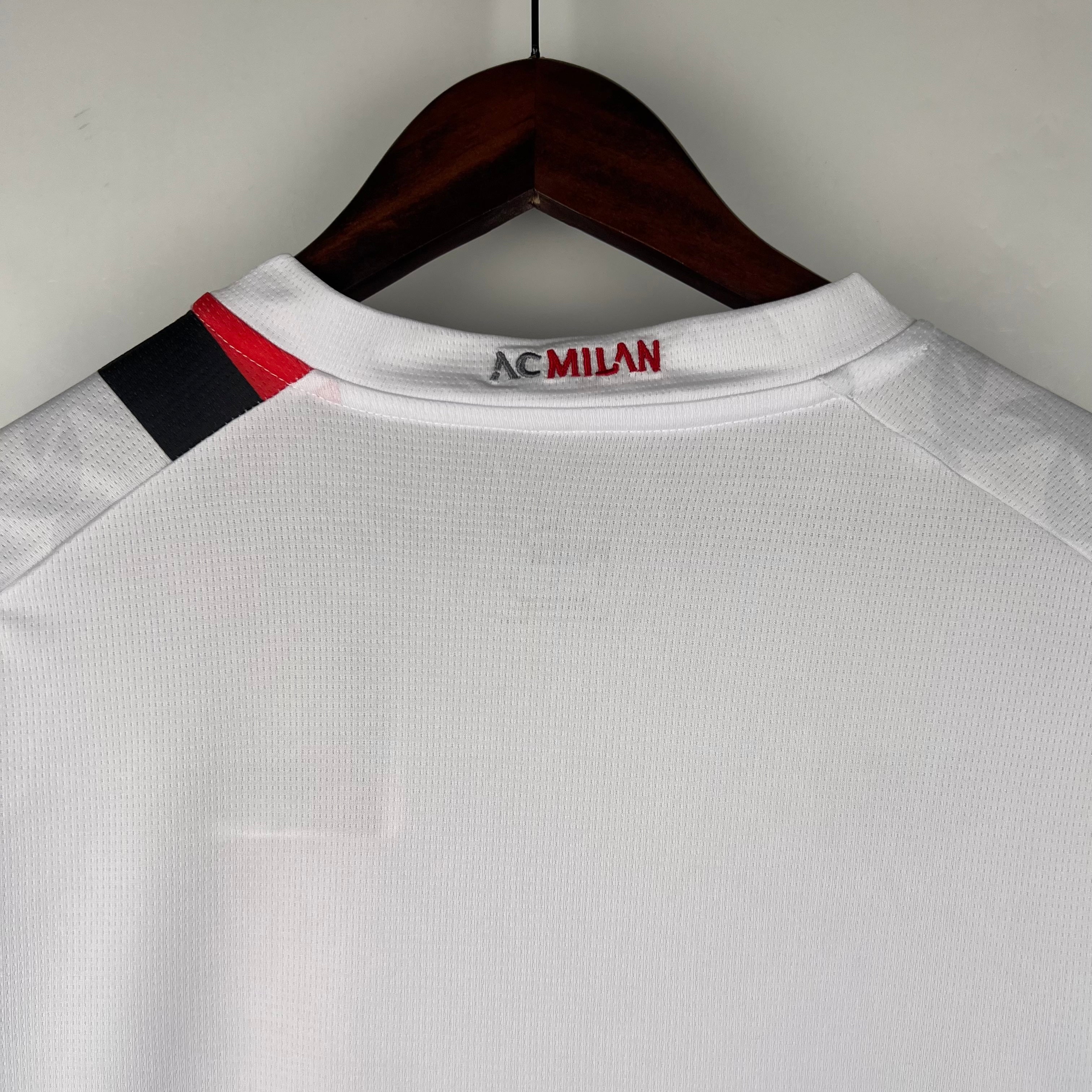 AC MILAN - MAILLOT EXTÉRIEUR 23/24