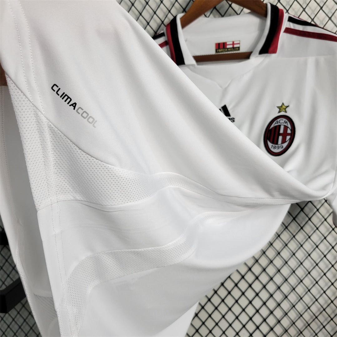 AC MILAN - MAILLOT EXTÉRIEUR RETRO 09/10