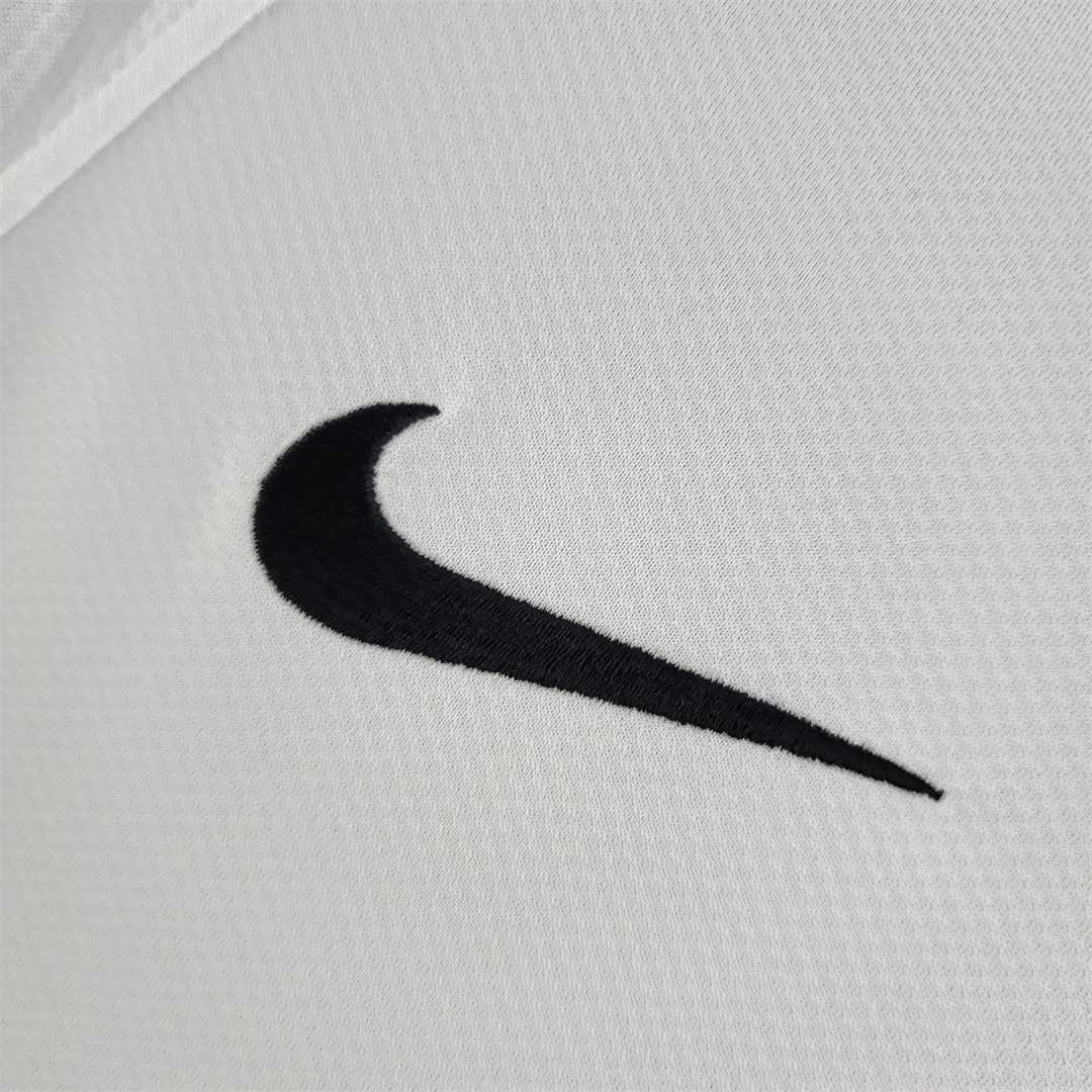MANCHESTER UNITED - 06/07 AWAY RETRO SHIRT