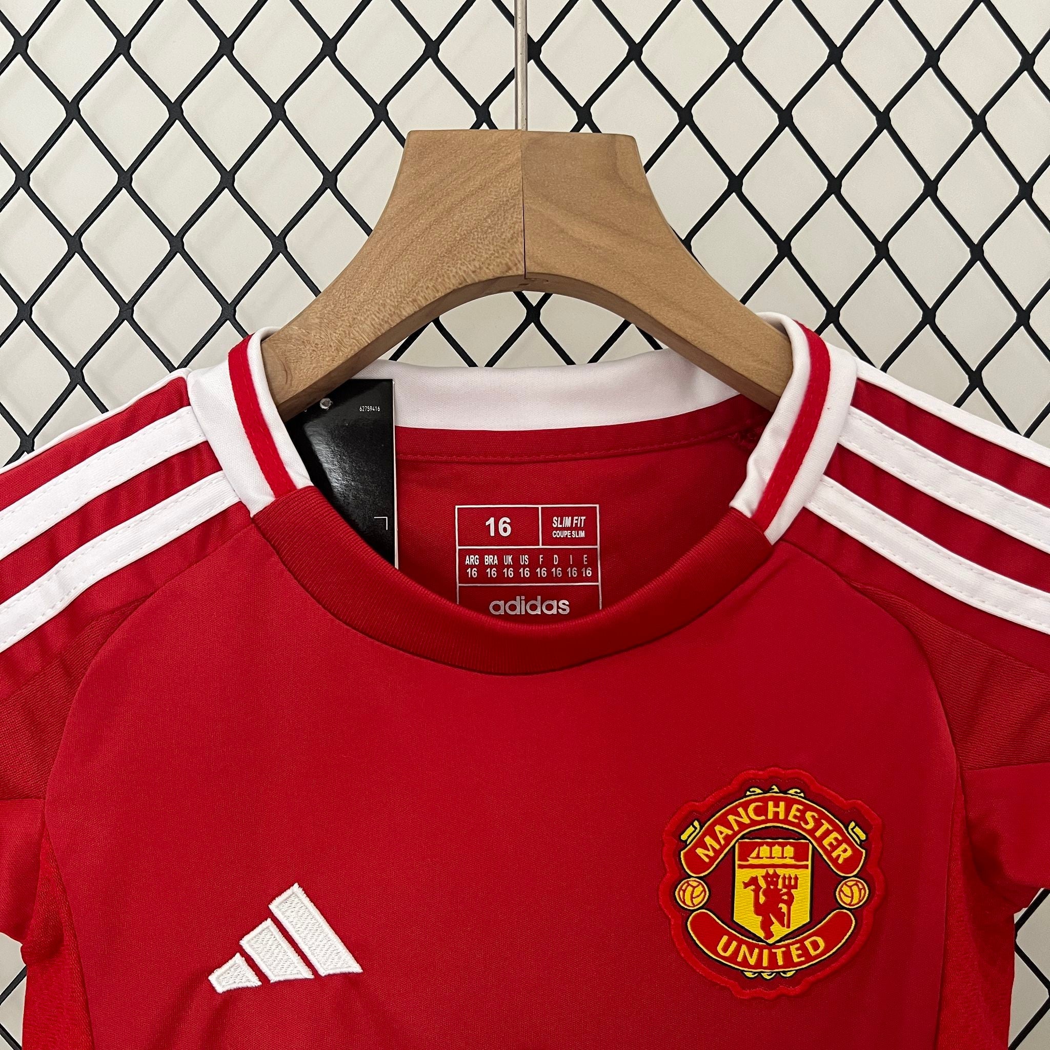 MANCHESTER UNITED - ENSEMBLE ENFANT DOMICILE 24/25