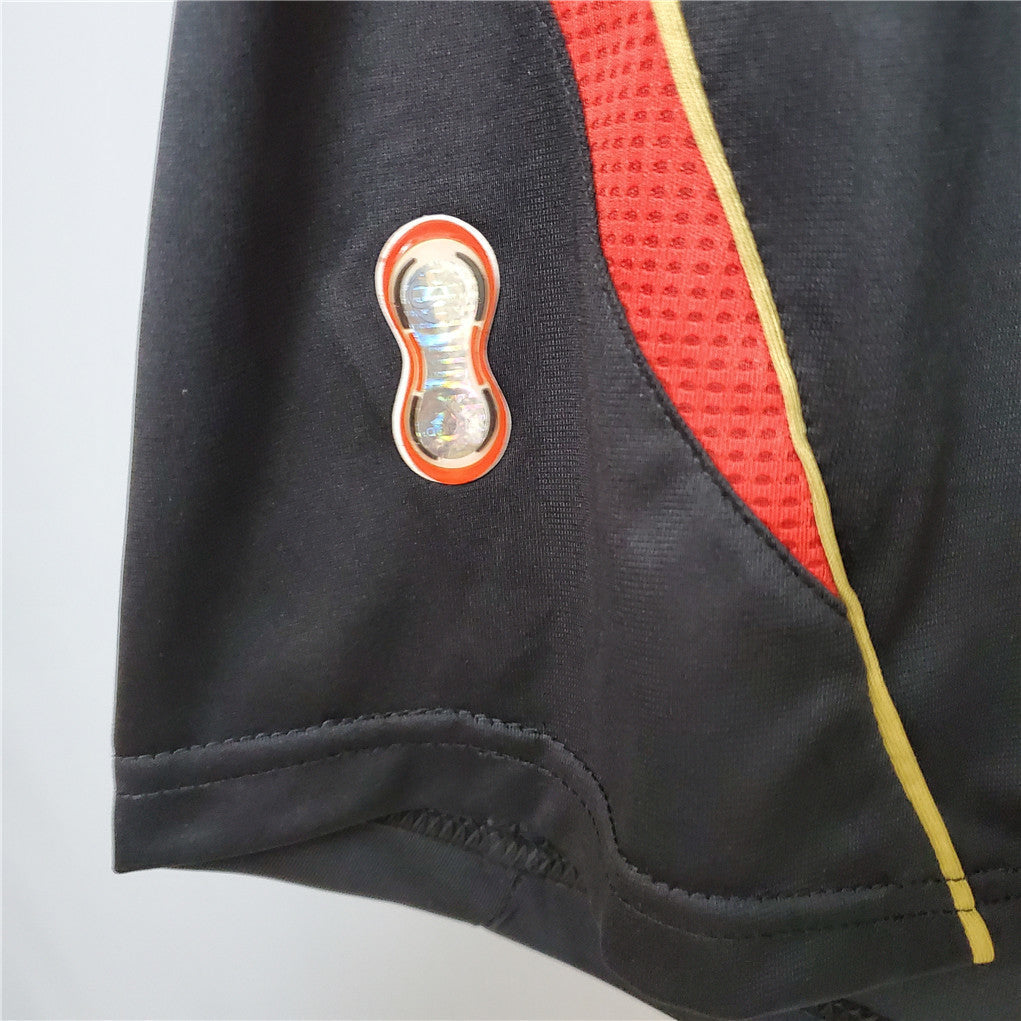 AC MILAN - MAILLOT EXTÉRIEUR THIRD RETRO 06/07