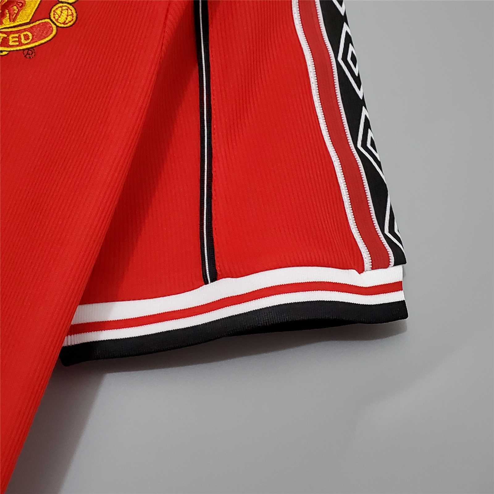 MANCHESTER UNITED - 98/99 RETRO HOME SHIRT