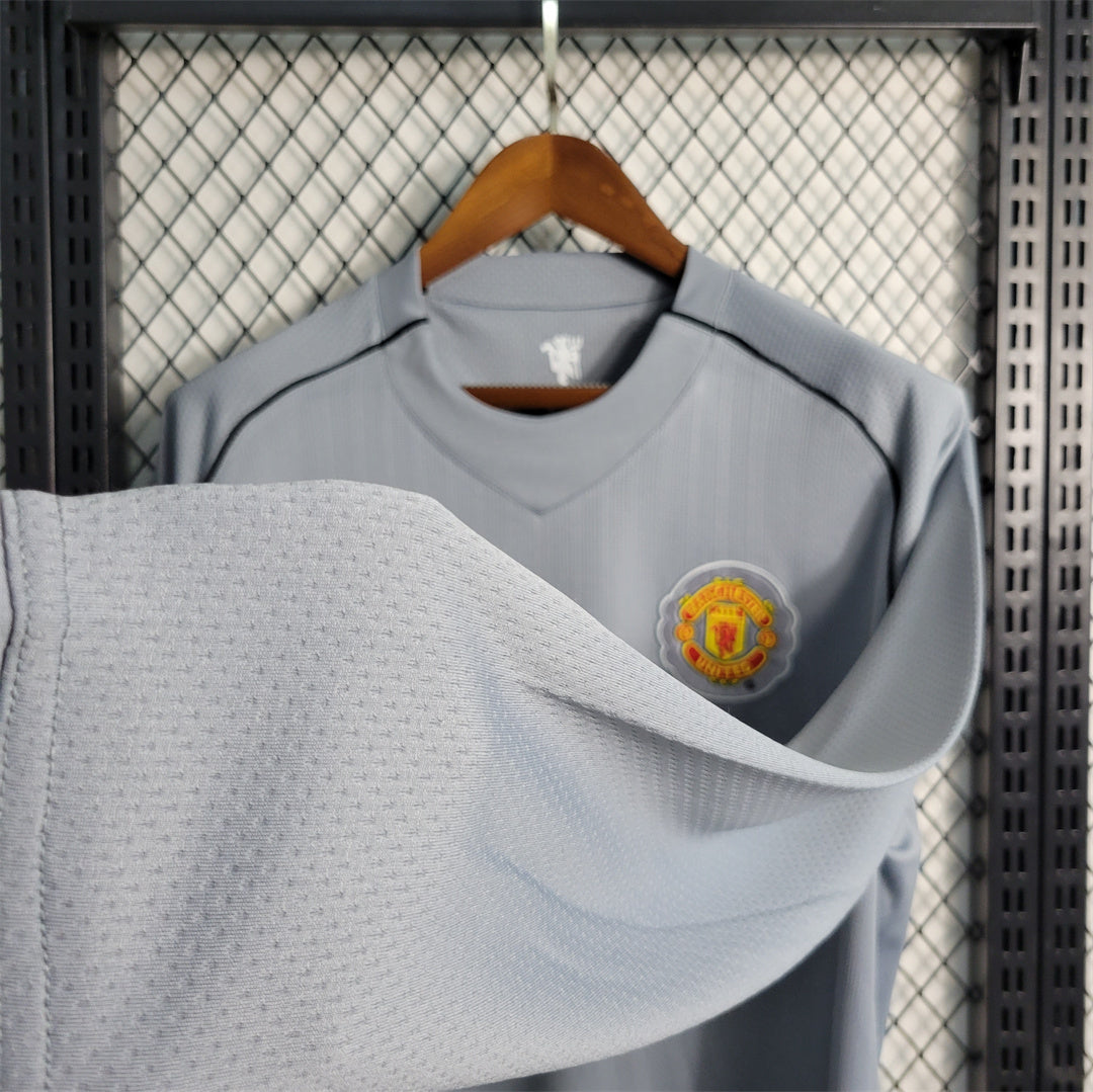 MANCHESTER UNITED - LONG SLEEVE RETRO GOALKEEPER JERSEY 07/08