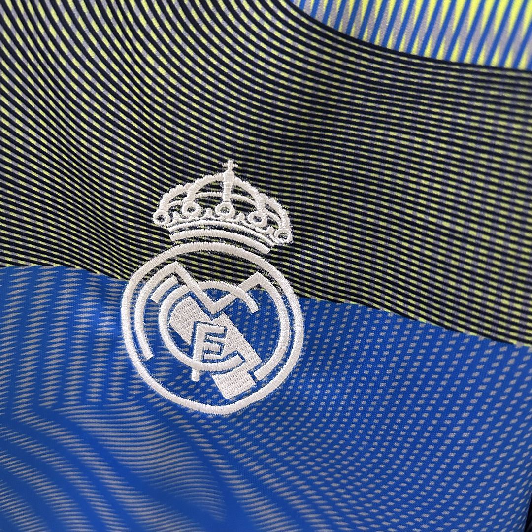 REAL MADRID - TRAINING JERSEY 25/26