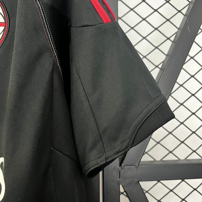 AC MILAN - MAILLOT EXTÉRIEUR RETRO 12/13