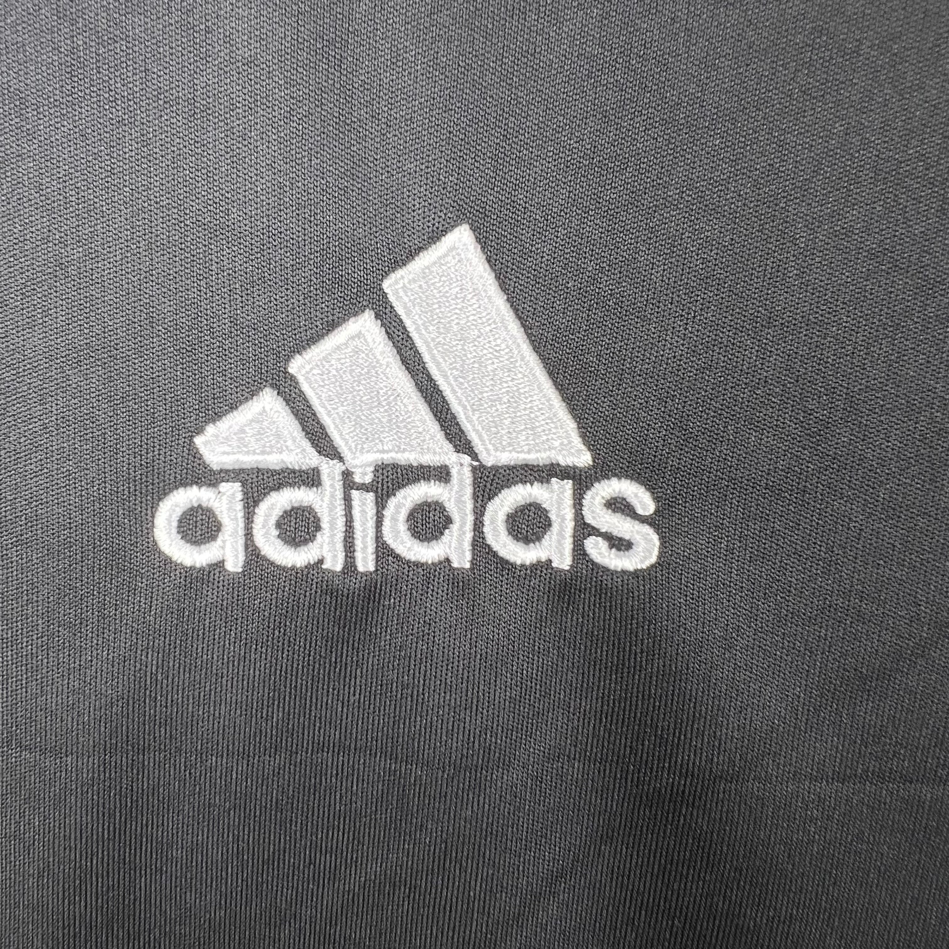 REAL MADRID - MAILLOT EXTÉRIEUR THIRD MANCHES LONGUES RETRO 16/17