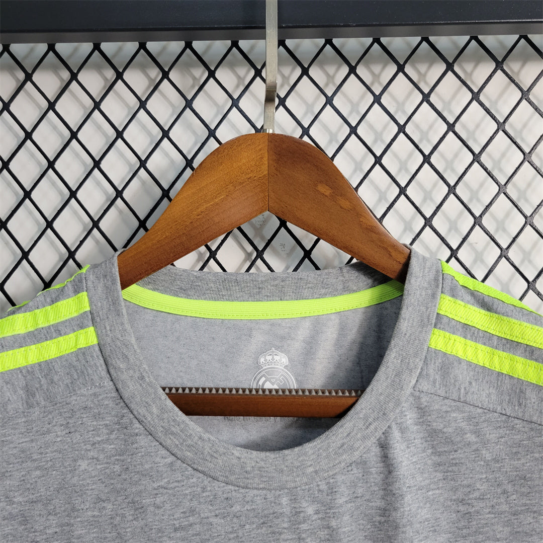 REAL MADRID - MAILLOT EXTÉRIEUR RETRO 15/16