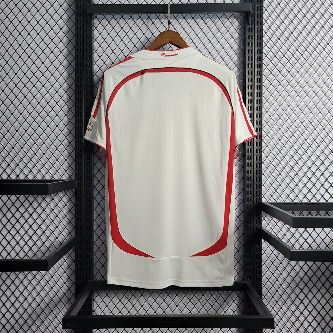 AC MILAN - MAILLOT EXTÉRIEUR RETRO 06/07