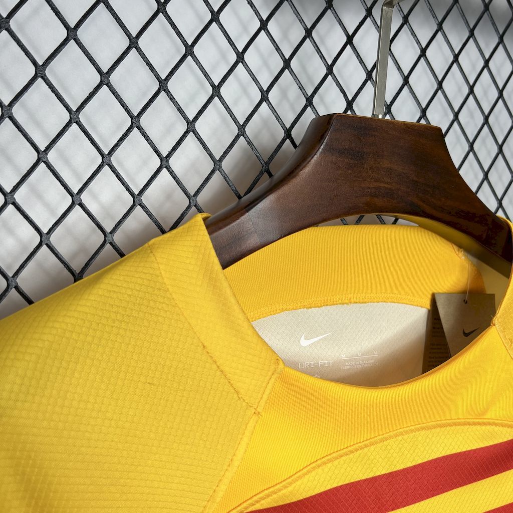 FC BARCELONE - MAILLOT CONCEPT 24/25