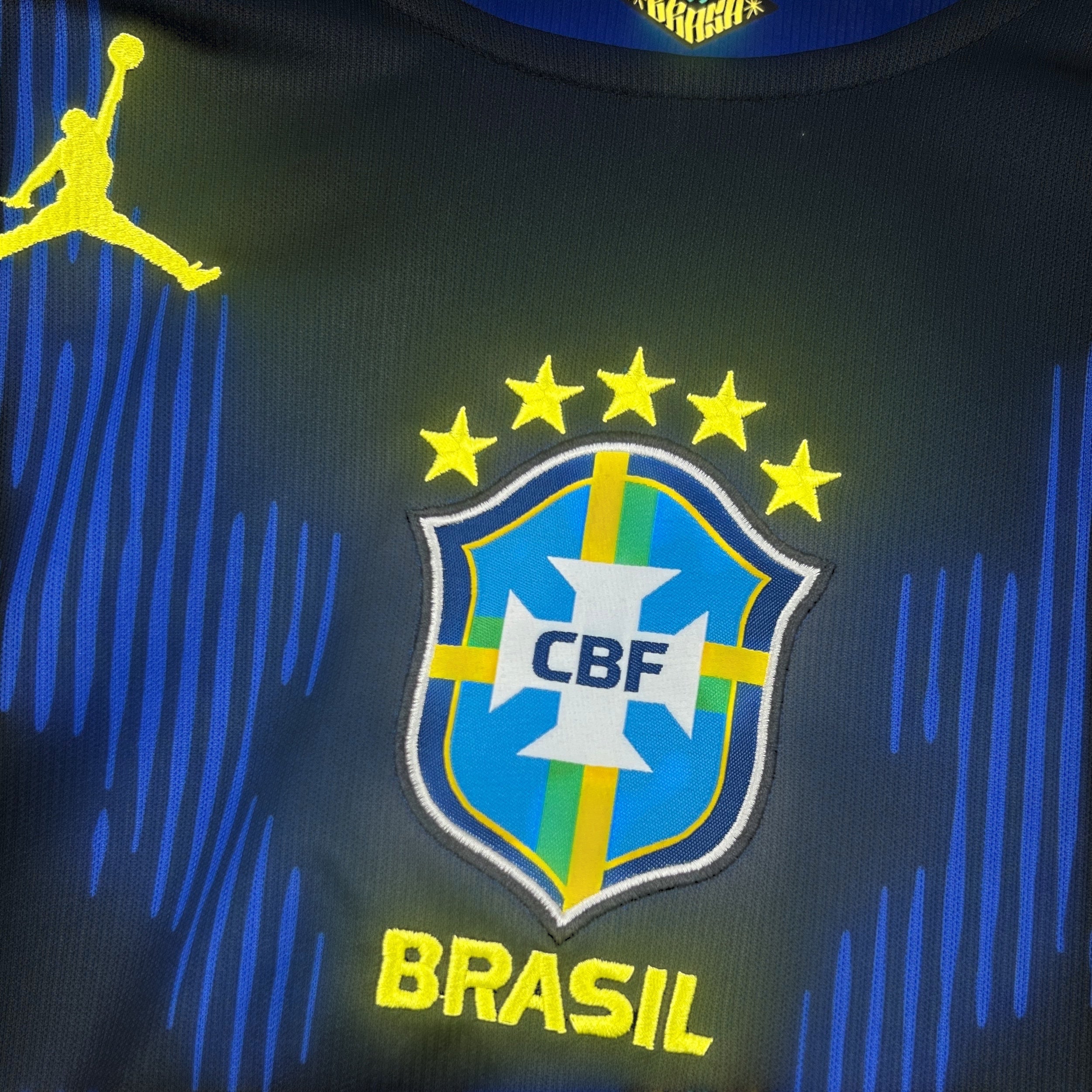 BRÉSIL - MAILLOT EXTÉRIEUR MANCHES LONGUES 2026