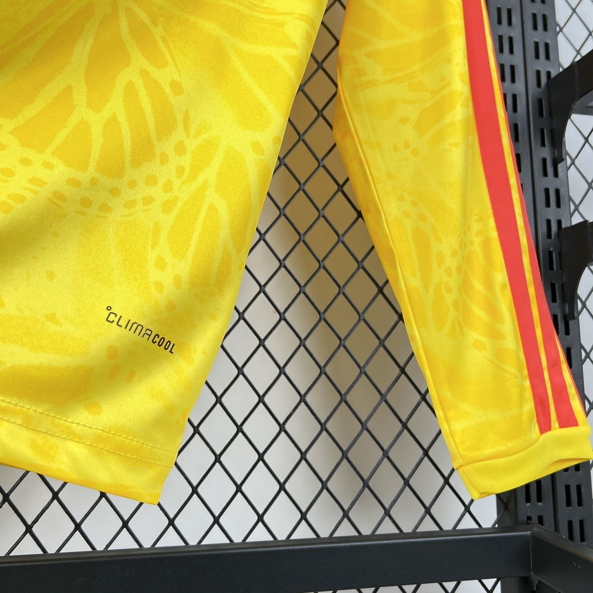 COLOMBIE - MAILLOT DOMICILE MANCHES LONGUES 2026