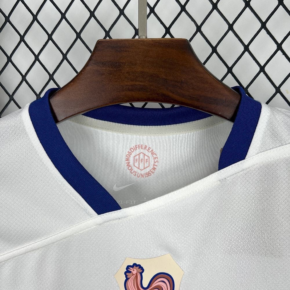 FRANCE - MAILLOT EXTÉRIEUR 2025