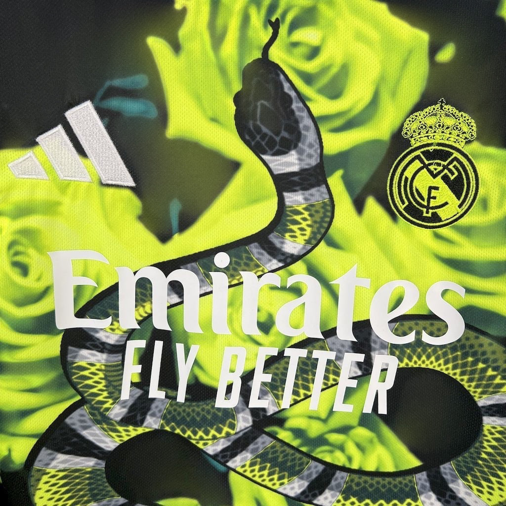 REAL MADRID - "PINK SNAKE" CONCEPT JERSEY 25/26